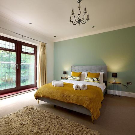 Spacious Home For Large Families And Contractors Wolverhampton Buitenkant foto