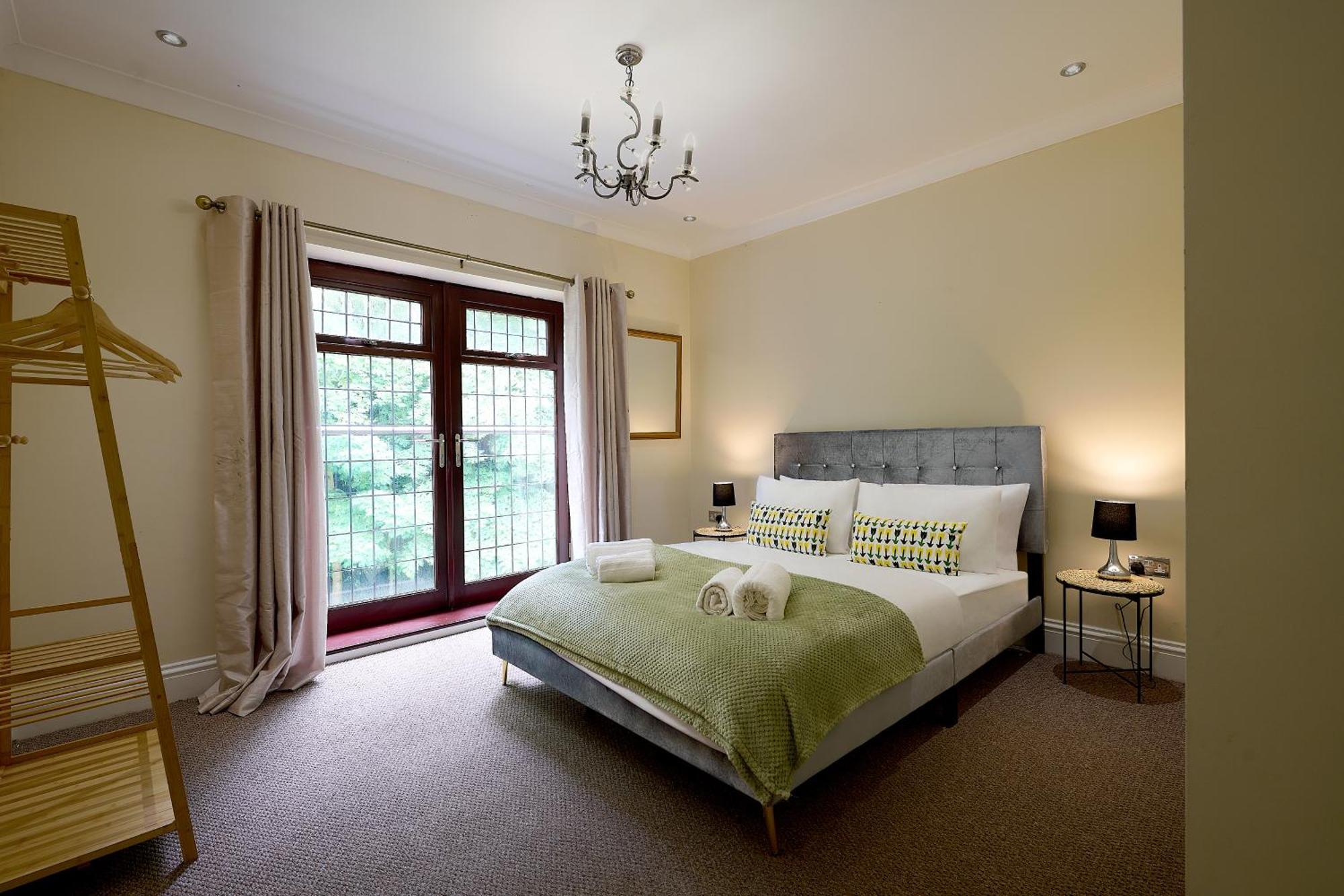 Spacious Home For Large Families And Contractors Wolverhampton Buitenkant foto