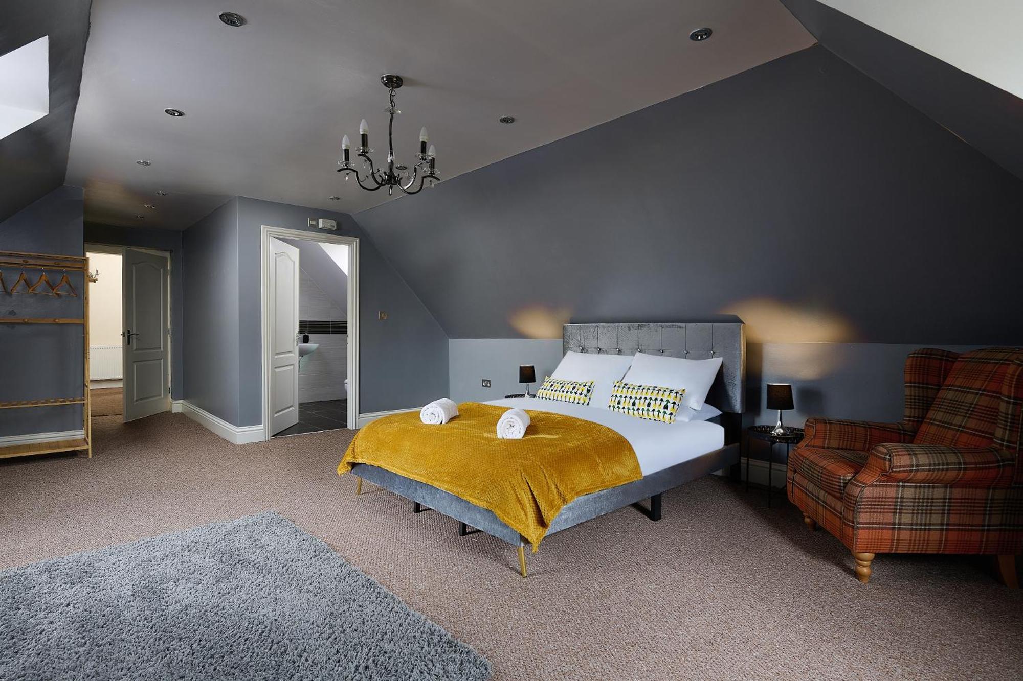 Spacious Home For Large Families And Contractors Wolverhampton Buitenkant foto
