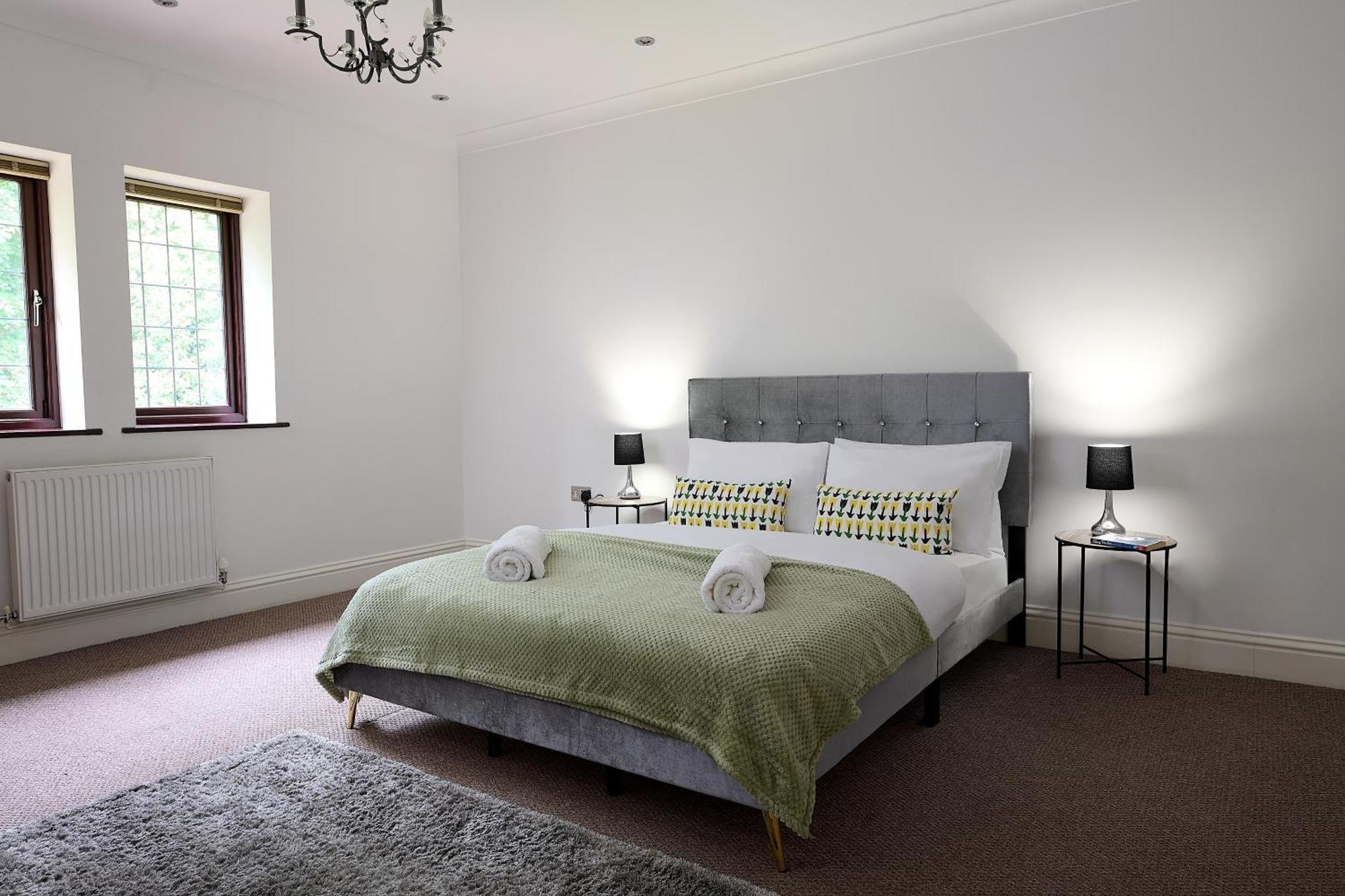 Spacious Home For Large Families And Contractors Wolverhampton Buitenkant foto